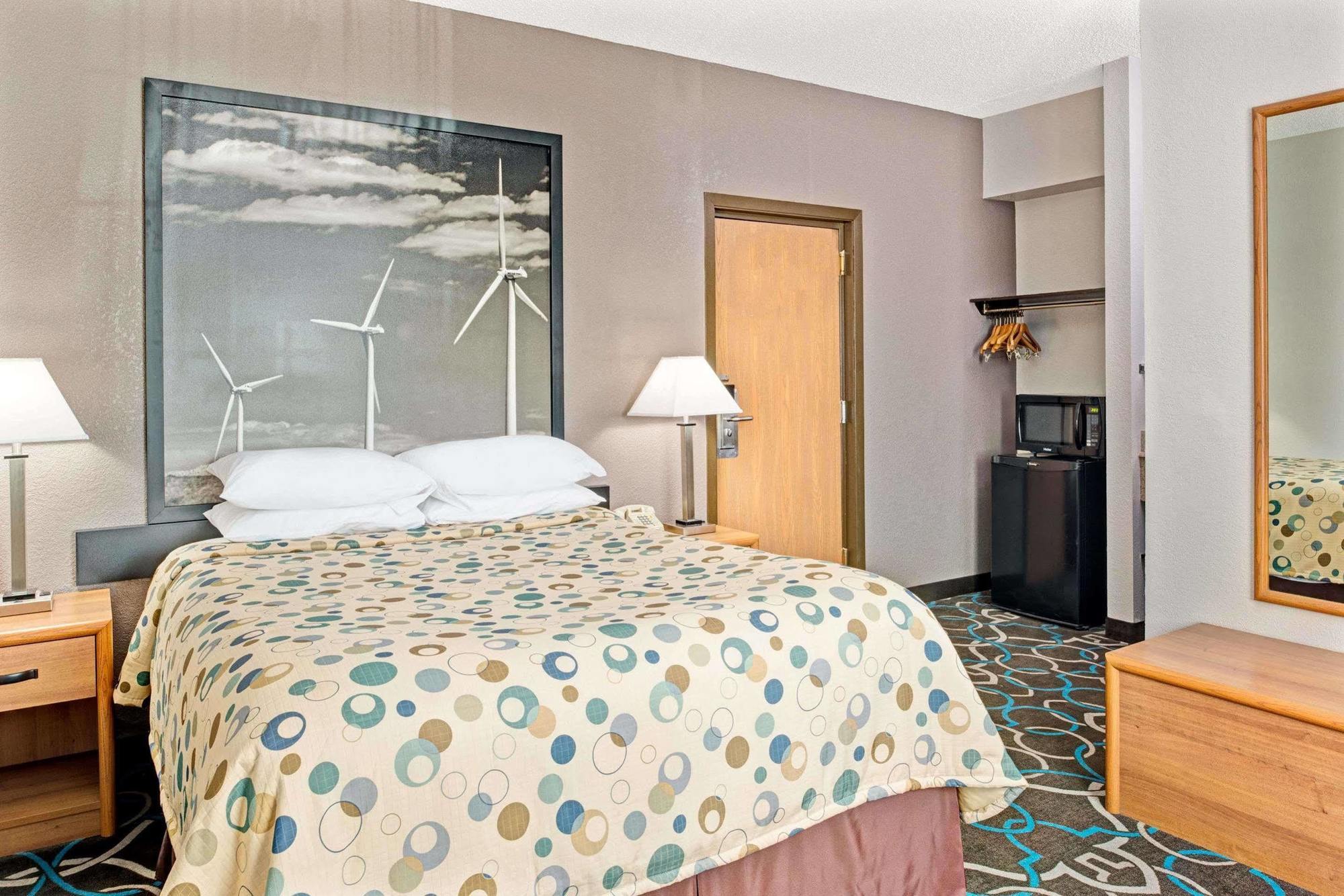 Super 8 By Wyndham Walnut Hotel Exterior foto